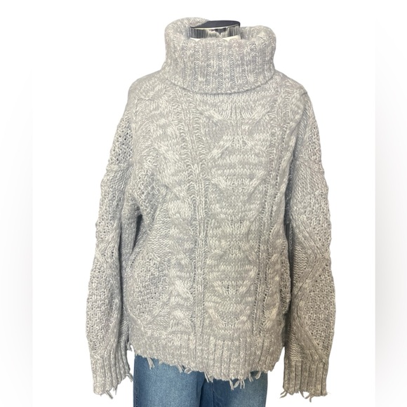 POL Gray Cable Cozy soft Turtleneck Long Sleeve Knit Sweater - Picture 2 of 9